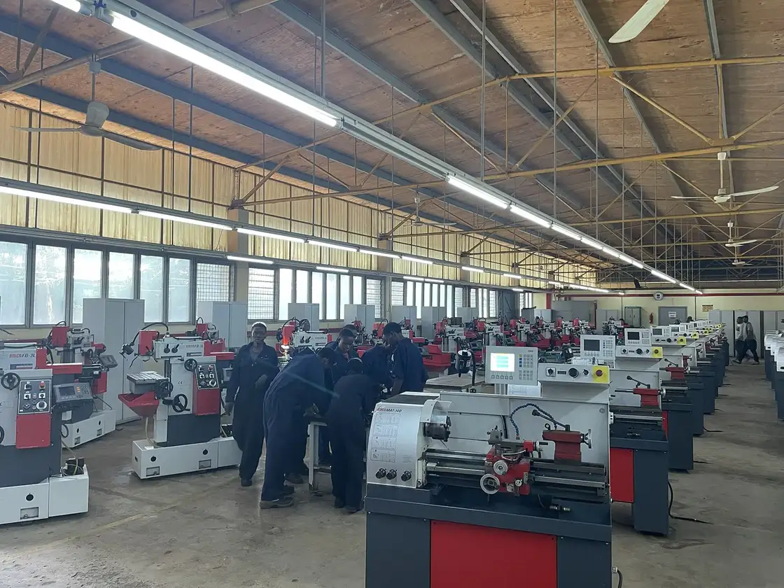 PF-209-son Farmon: davlat biznesga dual taʼlim talabalari ish haqining 50 foizini qoplab beradi