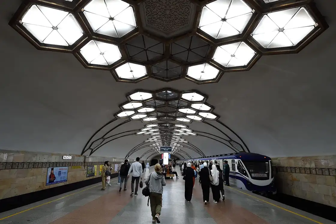С 1 октября проезд в метро и автобусах Ташкента по карте — 2 500 сумов: решение городского кенгаша