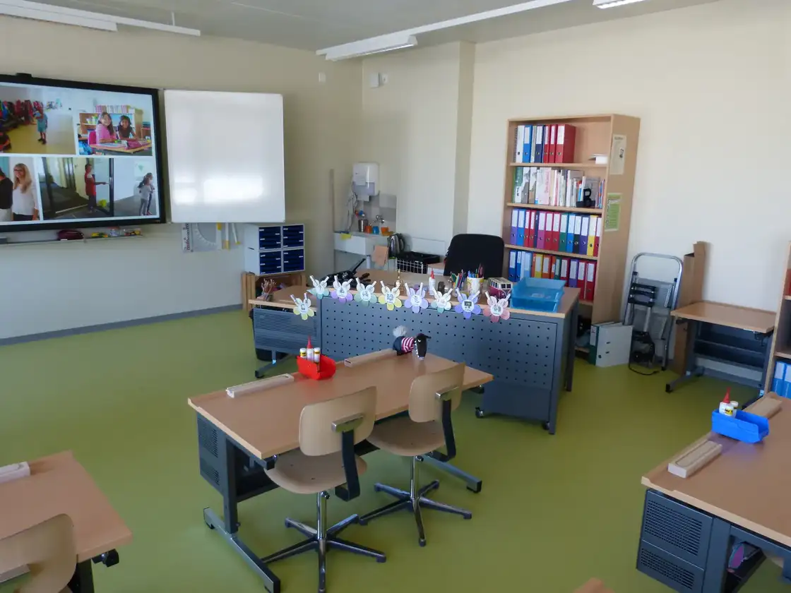 OʻRQ-1174-son Qonun: bolalarga nisbatan zoʻravonlik va kamsitish uchun pedagogga 5 BHMgacha jarima va bir yillik ish taqiqi